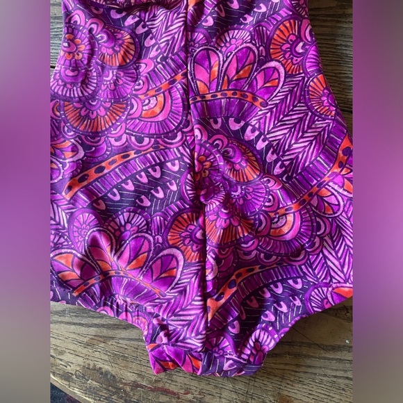 Maxine of Hollywood One Piece Swimsuit Retro Style Shirred Girl Leg Psychedelic - Picture 9 of 15